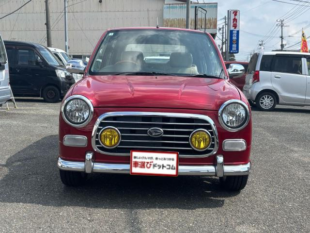 ミラジーノベース