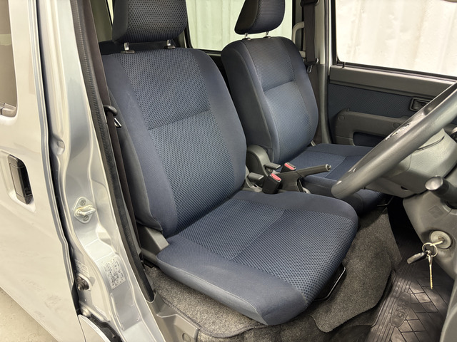 �y�W���ԗ��ɂ��āz �ቿ�i���������邽�߁A���ׂȏ��Ȃǂ͏C�������ɓW�����Ă���ꍇ���������܂��B�ł��邾�������������Ē����悤�ɂ��Ă���܂����A���s���ȕ��̓X�^�b�t�܂ł��q�˂��������B