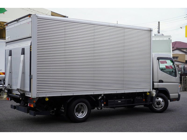 �o���E�g���b�N���A���݌�200��ȏ�!!���Ђ�HP�����񂲗����������Bhttp://www.vantruck.co.jp/index.htm