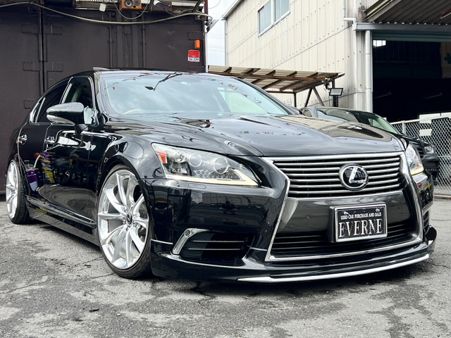 �C�ɂȂ�V�[�g�̃V�~�Ȃǂ������܂����炲�[�ԑO���Y��ɃN���[�j���O���Ă��[�Ԃ����Ă��������܂��B