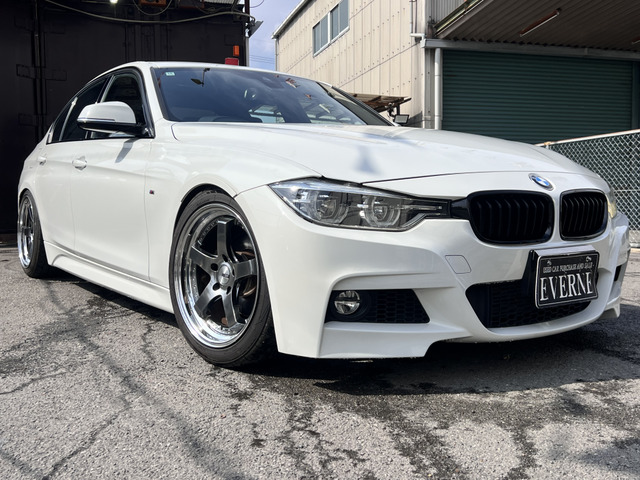 �K���X�R�[�e�B���O���{�H�\�ł��B��p��20.000�~���珳���Ă���܂��B���Ԏ�ɂ�艿�i���ς��ꍇ���������܂��B���̑��I�v�V��������葵���Ă���܂��̂ŁA���k�S���ɂ��\���t�����������B