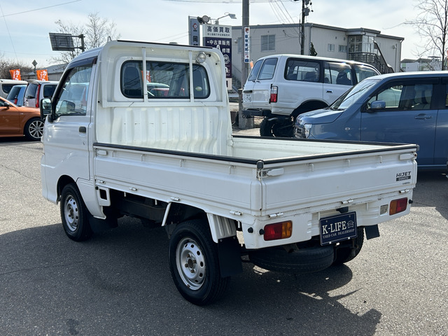 �y�x�����z���i�X�z���Ԃ������������܂��āA���ɗL�������܂��B�݌Ɏԗ��ɂȂ�܂��̂ŁA���񂲓s���̋X�������ɁA���ɗ��ĉ������B���X�\��������ƁA���ē����X���[�Y�ł��B