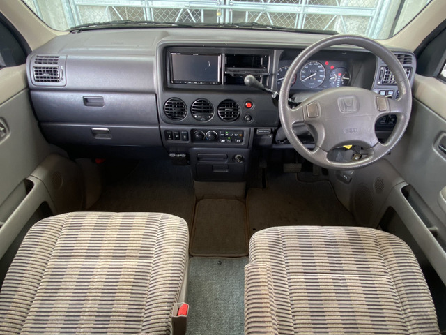 ステップワゴン2.0 W ポップアップシート 4WD