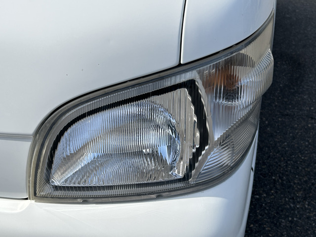 �y�x�����z���i�X�z���Ԃ������������܂��āA���ɗL�������܂��B�݌Ɏԗ��ɂȂ�܂��̂ŁA���񂲓s���̋X�������ɁA���ɗ��ĉ������B���X�\��������ƁA���ē����X���[�Y�ł��B