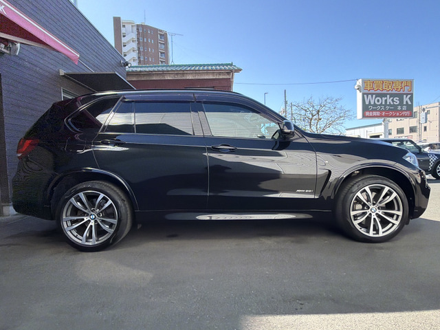 �y�O�� �E���z