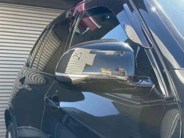 �y�E �T�C�h�~���[�z