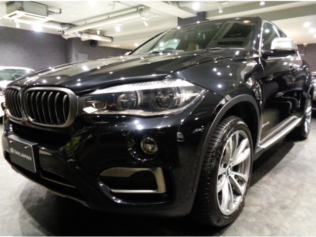 X6（BMW）xドライブ 50i 4WD　4.4V8TWINPOWERターボエンジ 中古車画像