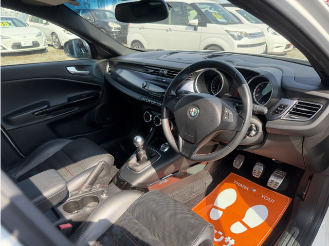 �k�C���̓~�����S��4WD�ł��� ��G���W���̓^�C�~���O�`�F�[�����Ȃ̂Ō����̕K�v�͂قڂ���܂���̂ň��S�ł��ˁ�