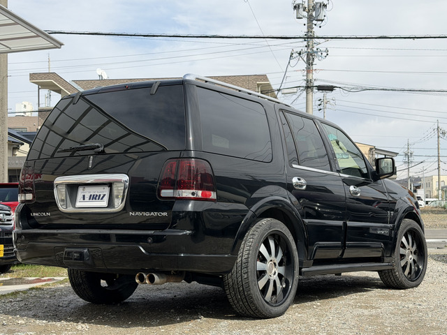 ナビゲーター5.4 4WD