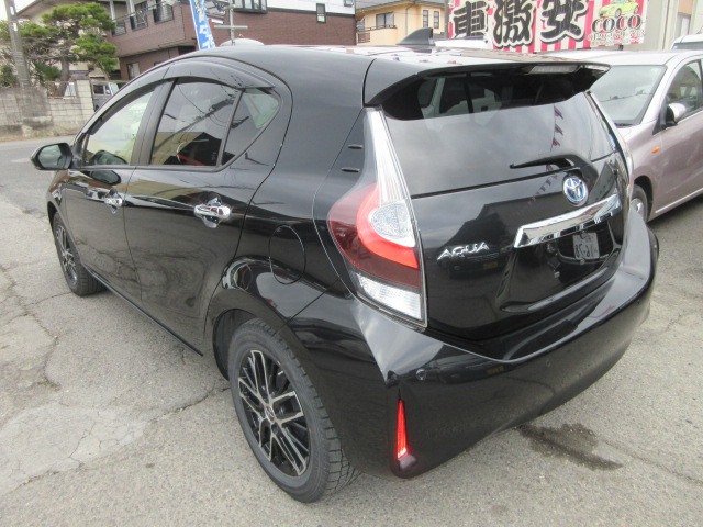 アクア1.5 S スタイルブラック