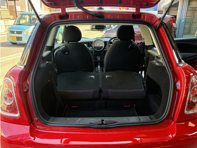 �V�[�g��|���Ƒ傫�ȕ��Ⓑ�������ڂ���܂��B