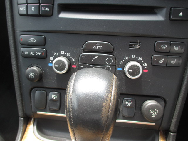 ���E�V�[�g�q�[�^�[