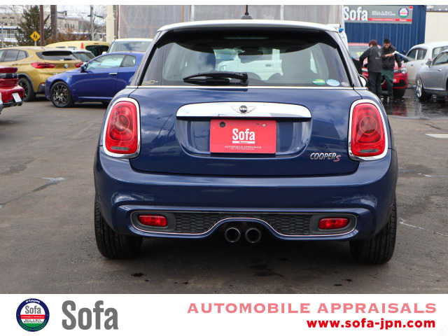 �f���A���G�L�]�[�X�g