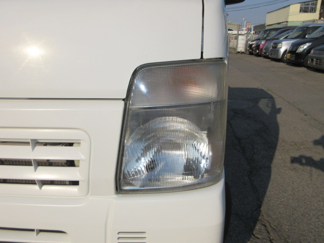 �w�b�h���C�g�͉��΂ݘV���̏��Ȃ��Y��ȃw�b�h���C�g�ł��B