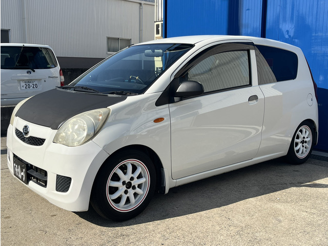 �{�f�B�͓����Ŗ����������Ă���̂Ō��\���ꂢ�ł��B�N�������̏���h���̒ɂ݂Ȃǂ͂������܂����g�[�^���Y��ȕ��ł͂Ȃ����ȂƎv���܂��B���Ј�x���Ԃ����ɗ��Ă��������B