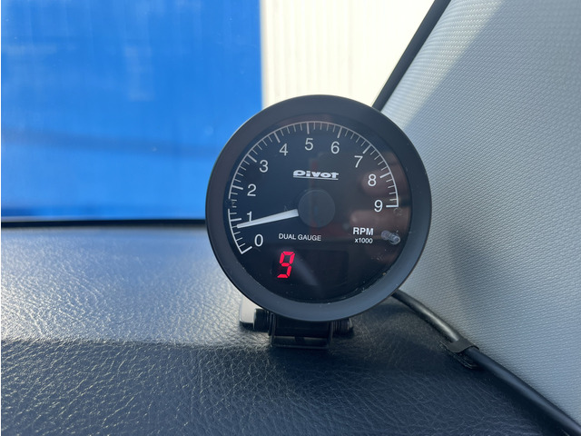 Pivot���̃^�R���[�^�[&�����v����������Ă���܂��B�����ڂ��������������@�\���������̂ŃI�X�X���ł��B��]�������Ȃ���V�t�g��ς����̂ŏ��₷���ł��B