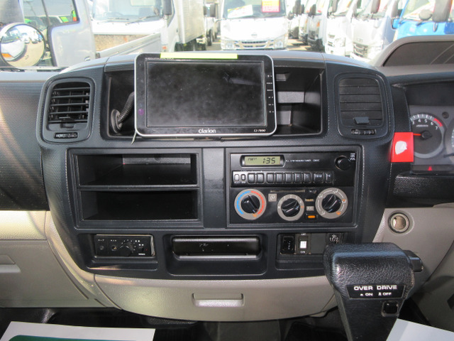 �������E�C���p�l���ł���