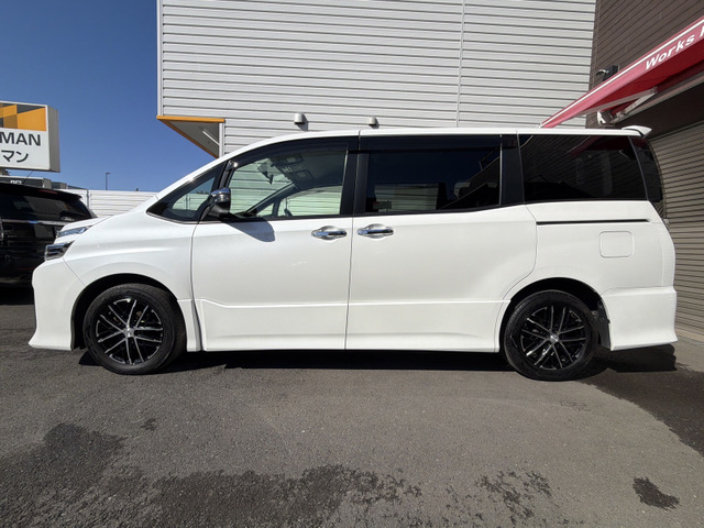 �y�O�� �����z