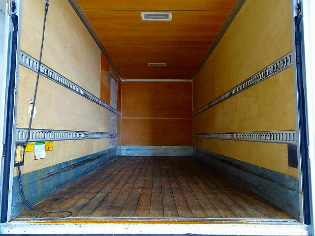 �ב����:486&times;206&times;221 ���A�㕔���ˏグ�� ���T�C�h�X���C�h�h�A ���b�V���O���[��2�i(60cm/120cm) �׎��u����2�� ���{�t���n�[�t/�t���Q�[�g 1,000kg�t �N���s��