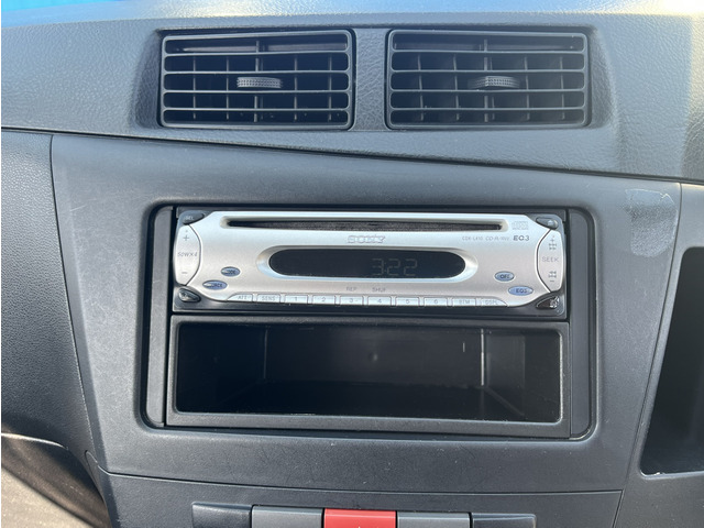 SONY���̃I�[�f�B�I����������Ă���܂��B�������Ȃ̂ł��܂œ����Ă��邩�͂킩��܂��񂪌���ł͓����Ă���܂��B�ЊO�i�r�ȂǂɌ�������̂��I�X�X���ł��B