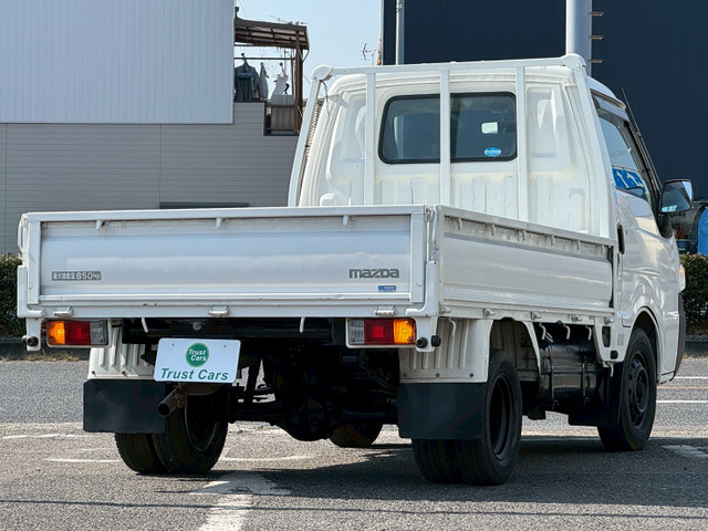 ボンゴトラック