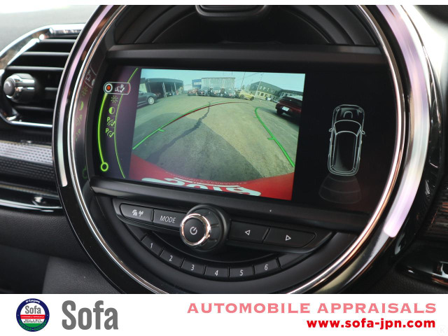 �o�b�N���j�^�[