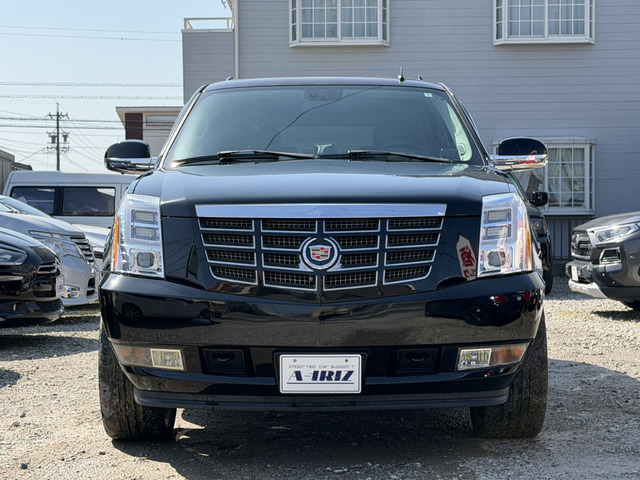 エスカレードベースグレード