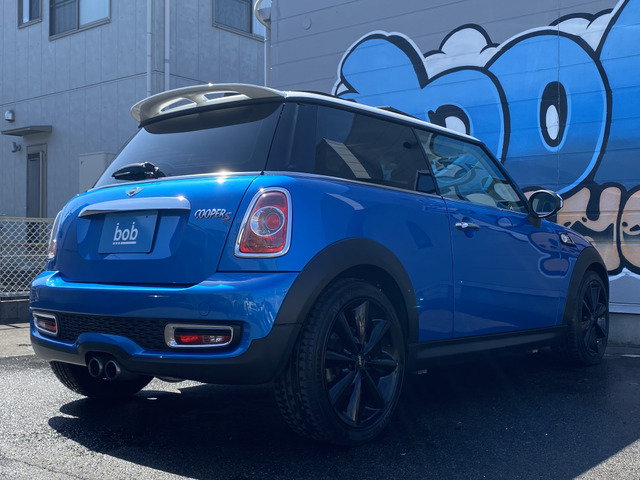 ���X�́A�A���Ԃ͂�����񍑎Y�Ԃ����C���i�b�v���Ă���܂��B��11�����ߌ�6���܂ŉc�ƒv���Ă���܂��B���C�y�ɂ��d�b������!!