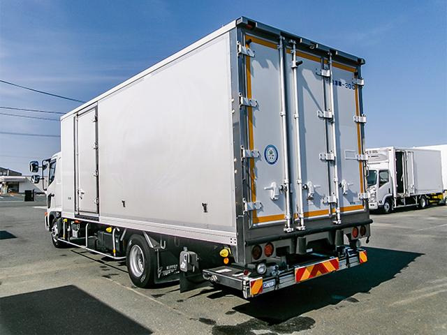 レンジャー冷蔵冷凍車