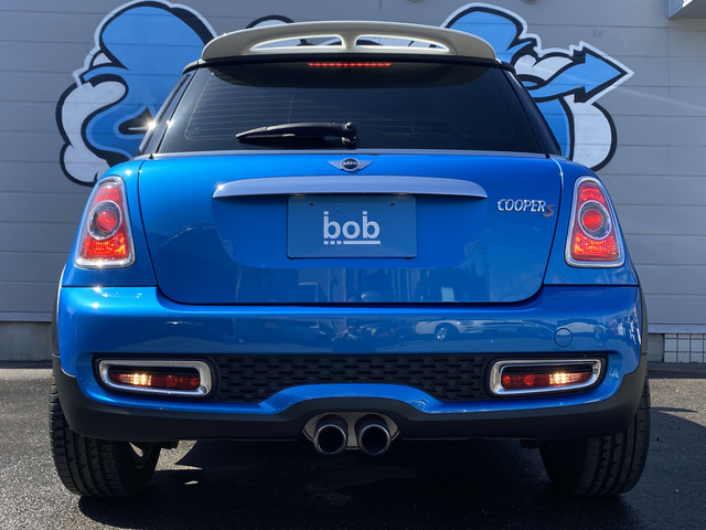 �������̕��ł��A�ԗ������̊T�Z�����o���ł��܂��B�Ԍ��؂����茳�ɁA���s���������m�F�̏エ�₢���킹���������B