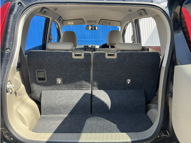 ���Q�b�W�X�y�[�X�͍L���Ƃ͌����܂��񂪊m�ۂ���Ă���܂��B�X��肩��A�E�g�h�A�܂ŕ��L�����􂵂Ă���܂��B