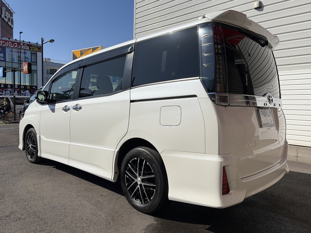 �y�O�� ���΂ߌ��z