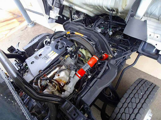 �G���W�����[��