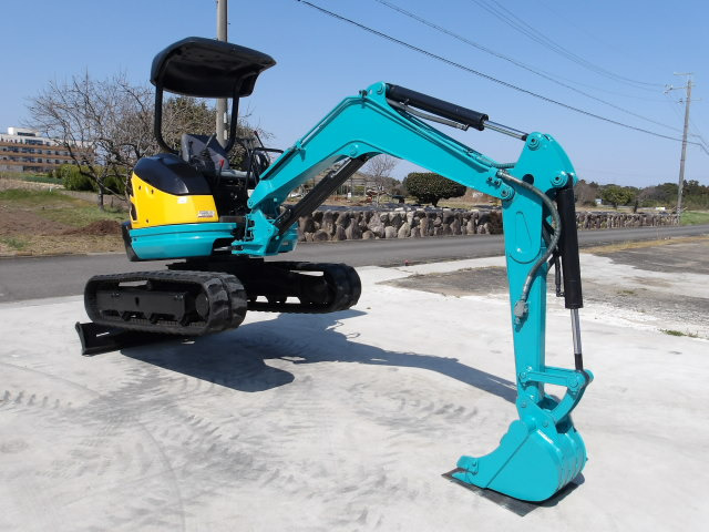 クボタミニバックホー