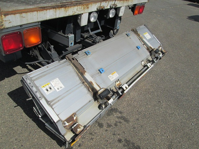 �ɓ������i�[�p���[�Q�[�g