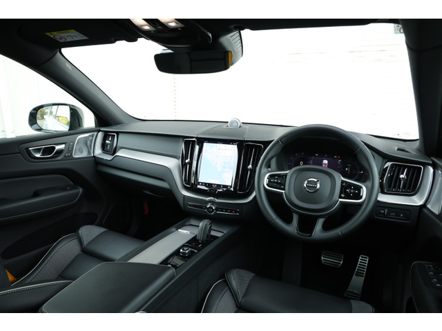 XC60T8 ポールスター エンジニアード 4WD