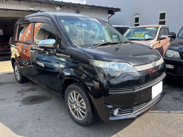 ����26�N�g���^ �X�y�C�h!���s����109,662km�A�Ԍ���9�N11���܂ŗL���ł��B�l�C�̃u���b�N�A�i�rTV�A�o�b�N�J�����ABluetooth�𓋍ڂ��Ă��܂�!