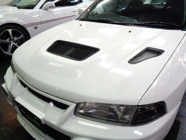 �ۊǏ󋵂��悭����̂���X�R�[�e�B�A�z���C�g�J���[�̃{�f�B&�������̍����N���A�w�b�h���C�g�ł��C������F�o���p�[��t���̂��̂��Y��ɕ�C���ꍂ�����s���܂ޑ��s�`�F�b�N�ς݂ł����S���������܂�