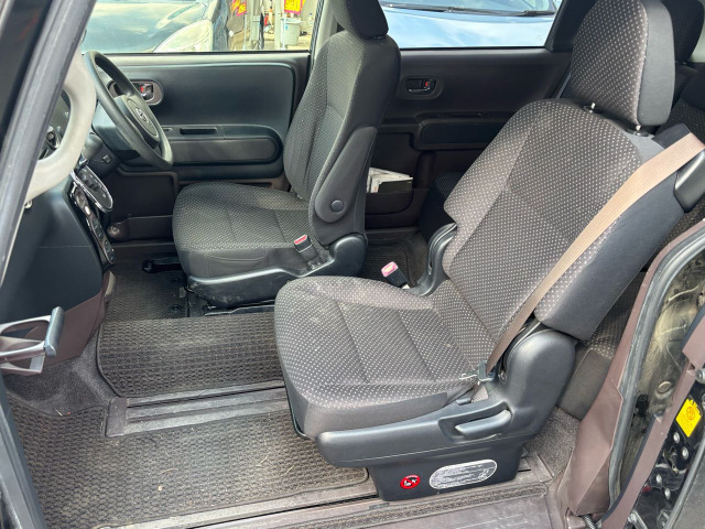 ����ȑ���^�d���X���C�h�h�A�ł��B�ȒP�ɑO�Ȃ�������Ō�Ȃɏ�ꍞ�߂܂��B