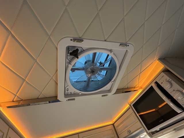 �����̋�C���z�ł���}�b�N�X�t�@�����������Ă��܂�!