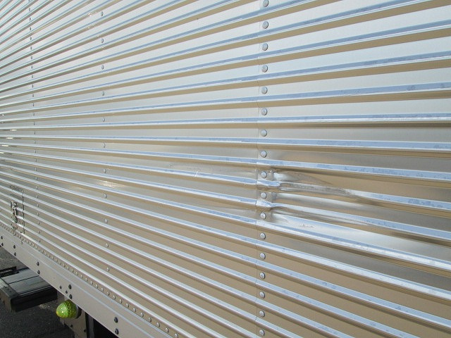 �p�l������