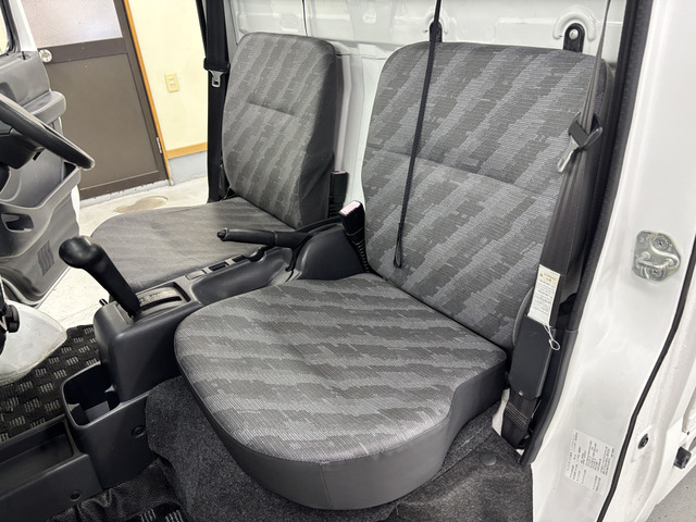 �y2�N�ۏ؁z �S�Ԃ�2�N�ۏ؂��W������!���[�h�T�[�r�X�t�т��Ă���܂��B���S�̃J�[���C�t�͓��Ђł��������߂�������!