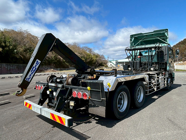 ギガコンテナ車