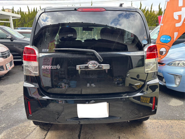 ����26�N�g���^ �X�y�C�h!���s����109,662km�A�Ԍ���9�N11���܂ŗL���ł��B�l�C�̃u���b�N�A�i�rTV�A�o�b�N�J�����ABluetooth�𓋍ڂ��Ă��܂�!