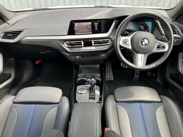 2シリーズグランクーペ218i Mスポーツ