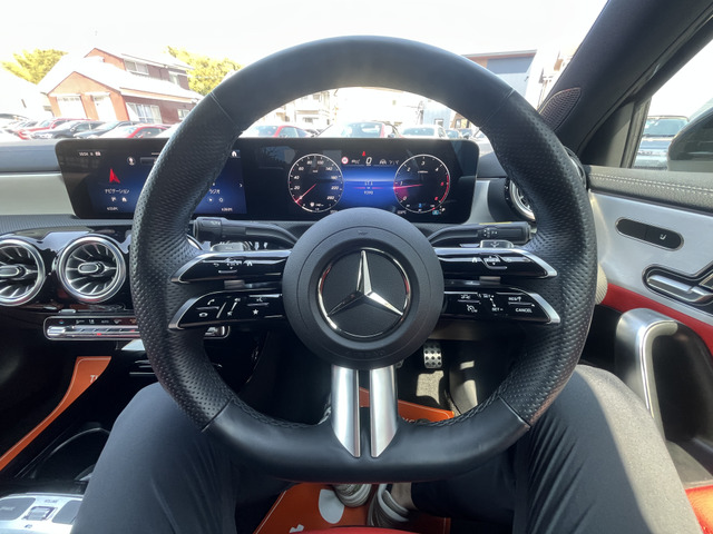 AクラスセダンA200d AMGラインパッケージ