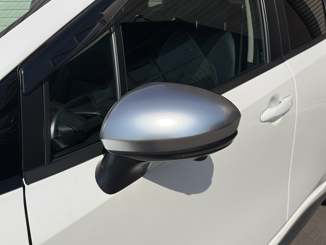 �y�� �T�C�h�~���[�z