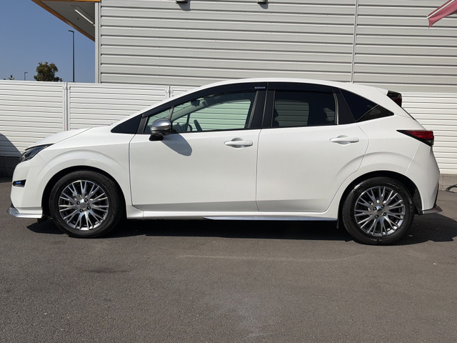 �y�O�� �����z