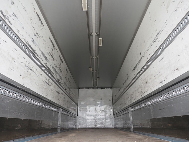 スーパーグレートウィング