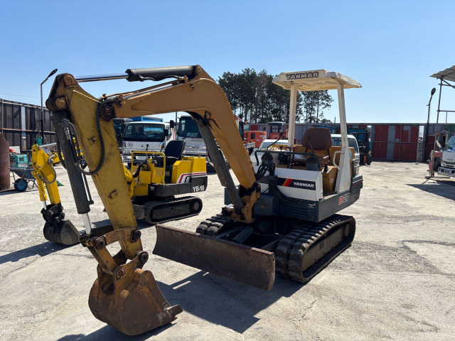 ヤンマー油圧ショベル